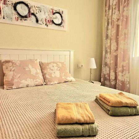 Cozy Apartment With Sea View Torrevieja Buitenkant foto