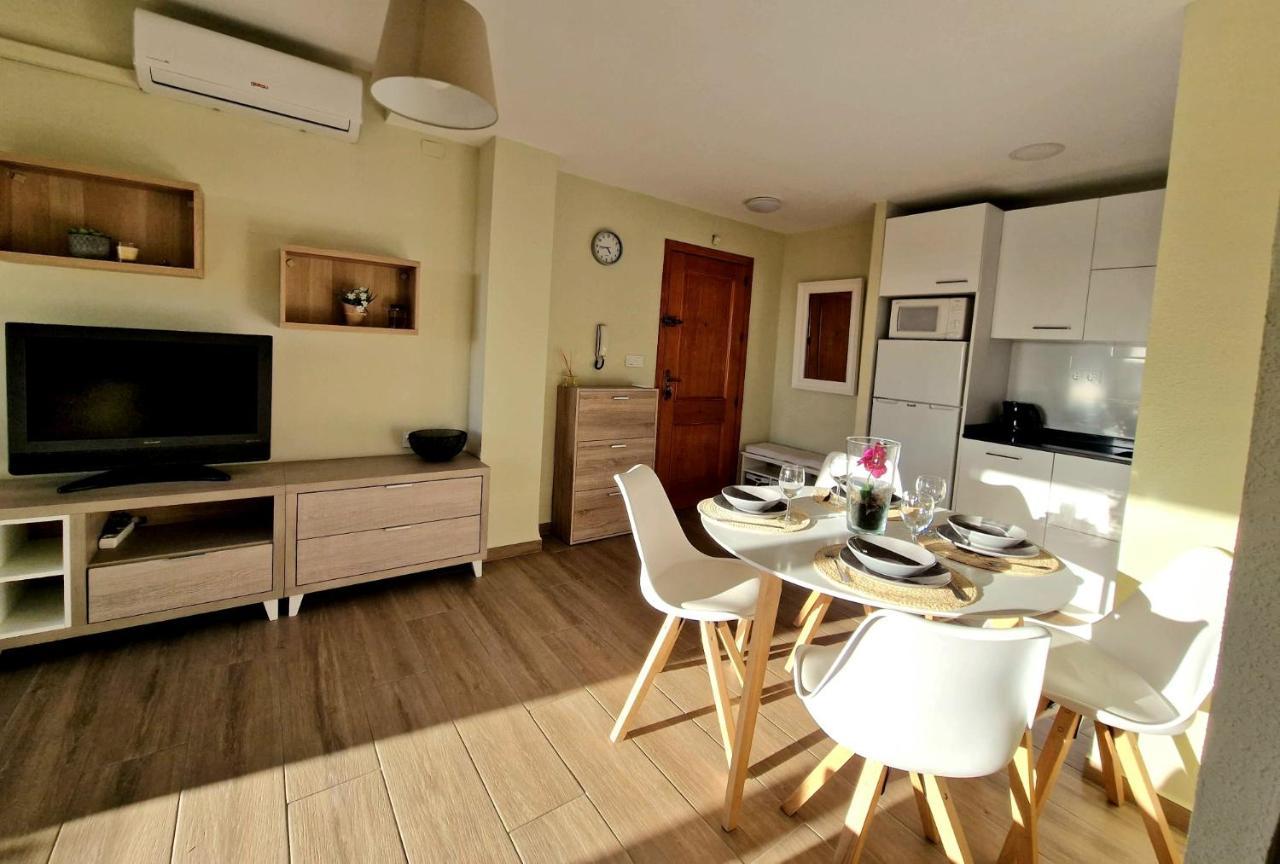 Cozy Apartment With Sea View Torrevieja Buitenkant foto