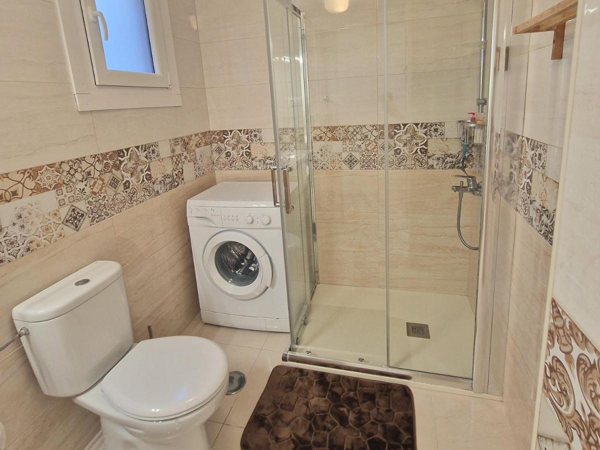 Cozy Apartment With Sea View Torrevieja Buitenkant foto